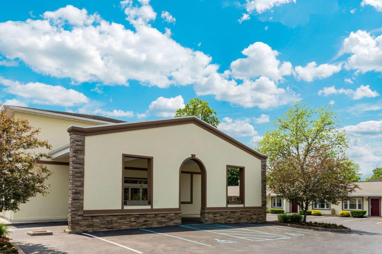 Rodeway Inn Poughkeepsie Ngoại thất bức ảnh