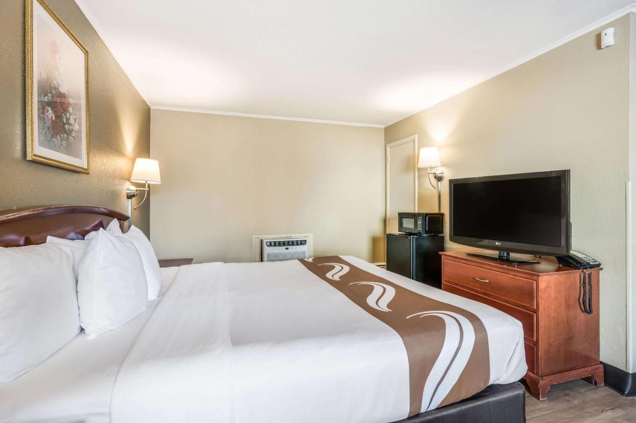 Rodeway Inn Poughkeepsie Ngoại thất bức ảnh