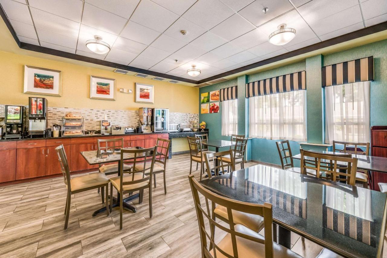 Rodeway Inn Poughkeepsie Ngoại thất bức ảnh